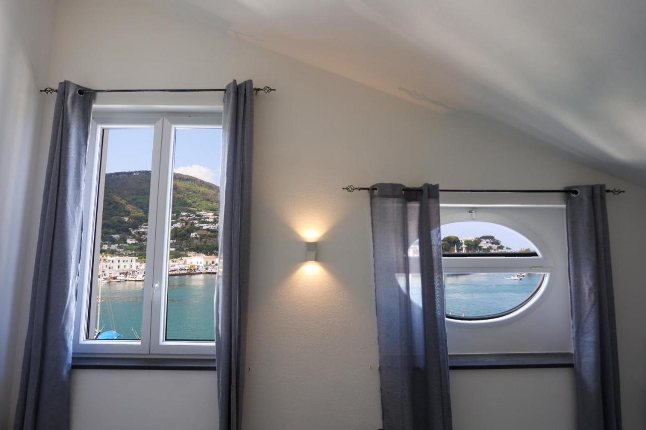 Appartamento Panoramico La Rosa Dei Venti-Libeccio Ischia Exteriér fotografie